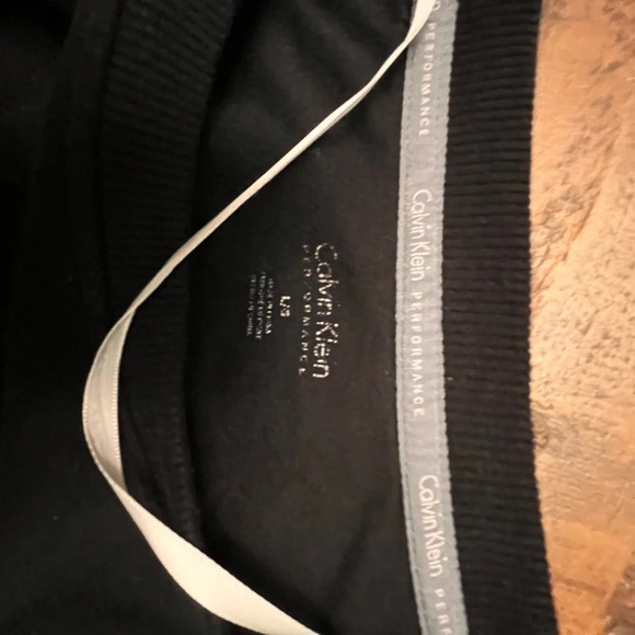 ~Calvin Klein~ Performance Sweatshirt - Large - Picture 7 of 8